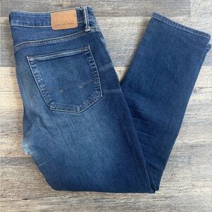 American Eagle Outfitters Blue Slim Jeans Classic Style 32/30